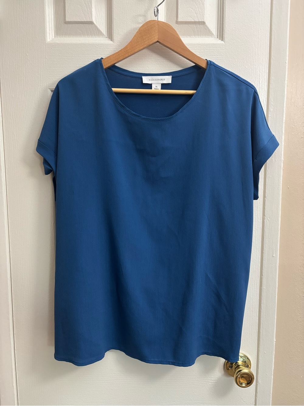 Madison Blue Short-Sleeve Scoop Neck Tee